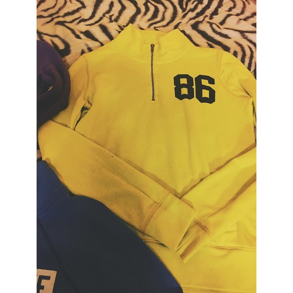 SOLD!!!!! VS PINK Hoodie bundle  - Picture 3 of 6